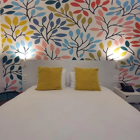 Brit Hotel Bordeaux Arena Latresne Extérieur photo